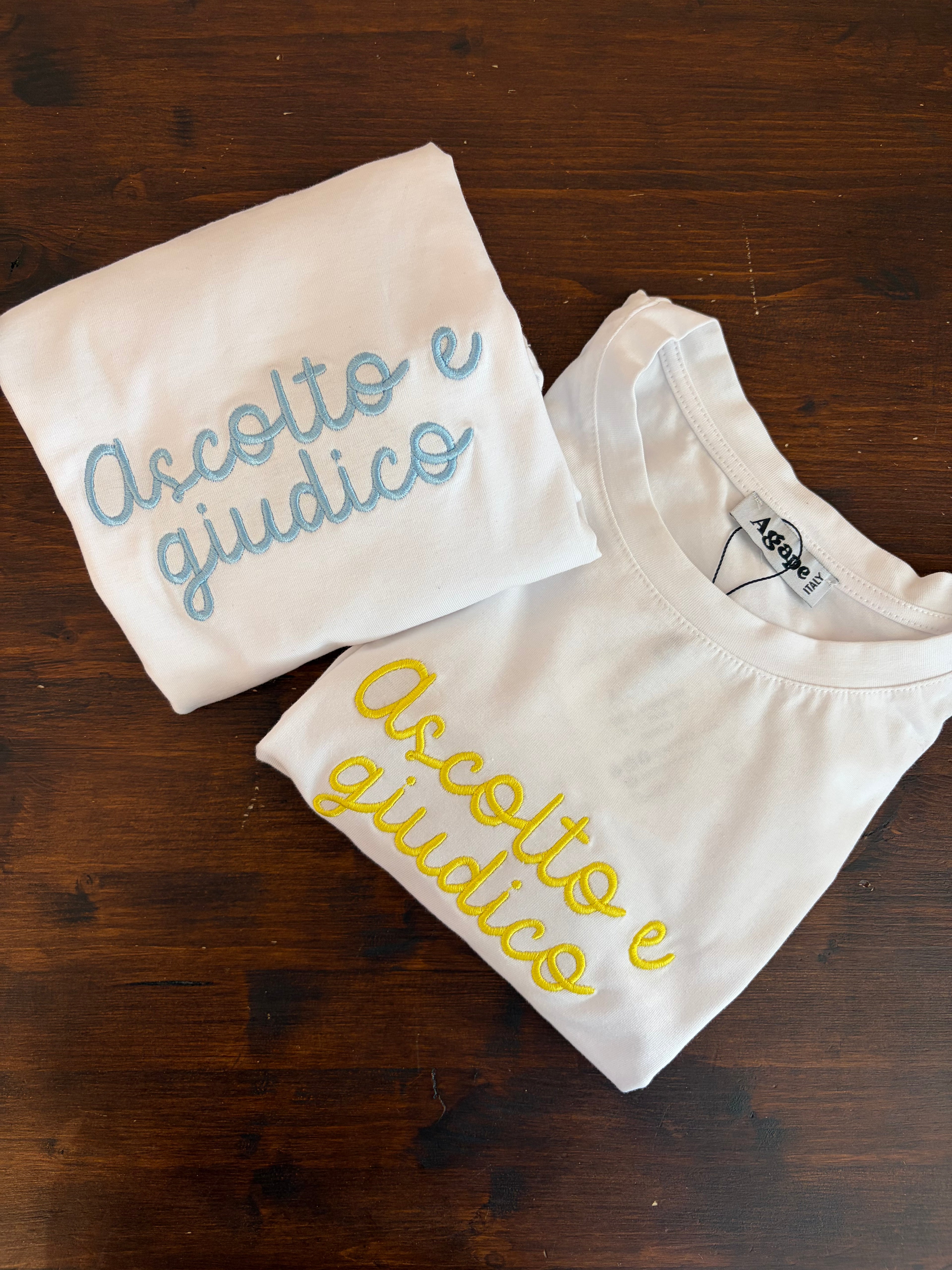 T-shirt con scritta - TS2605