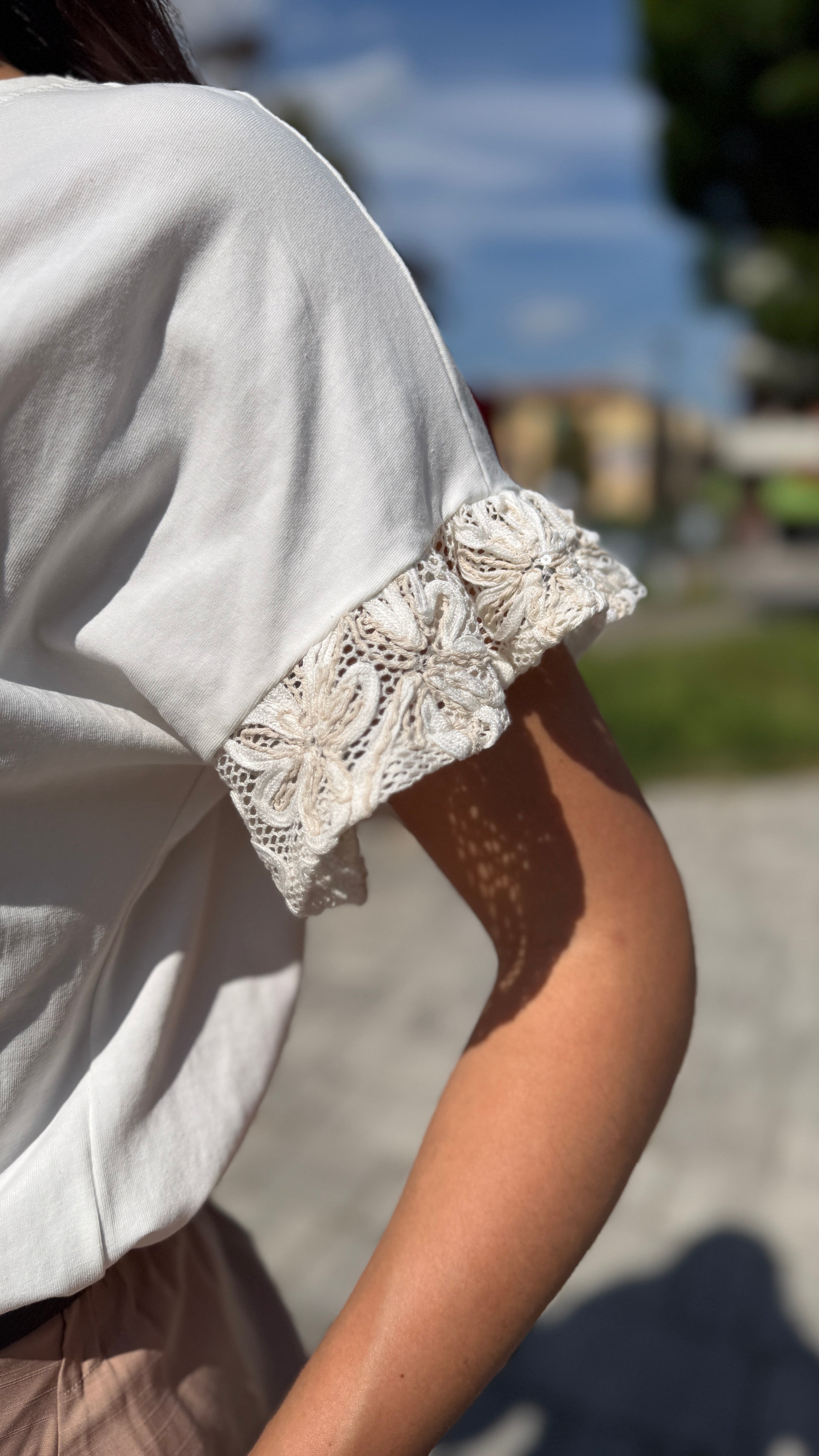T-shirt con pizzo - TS2617