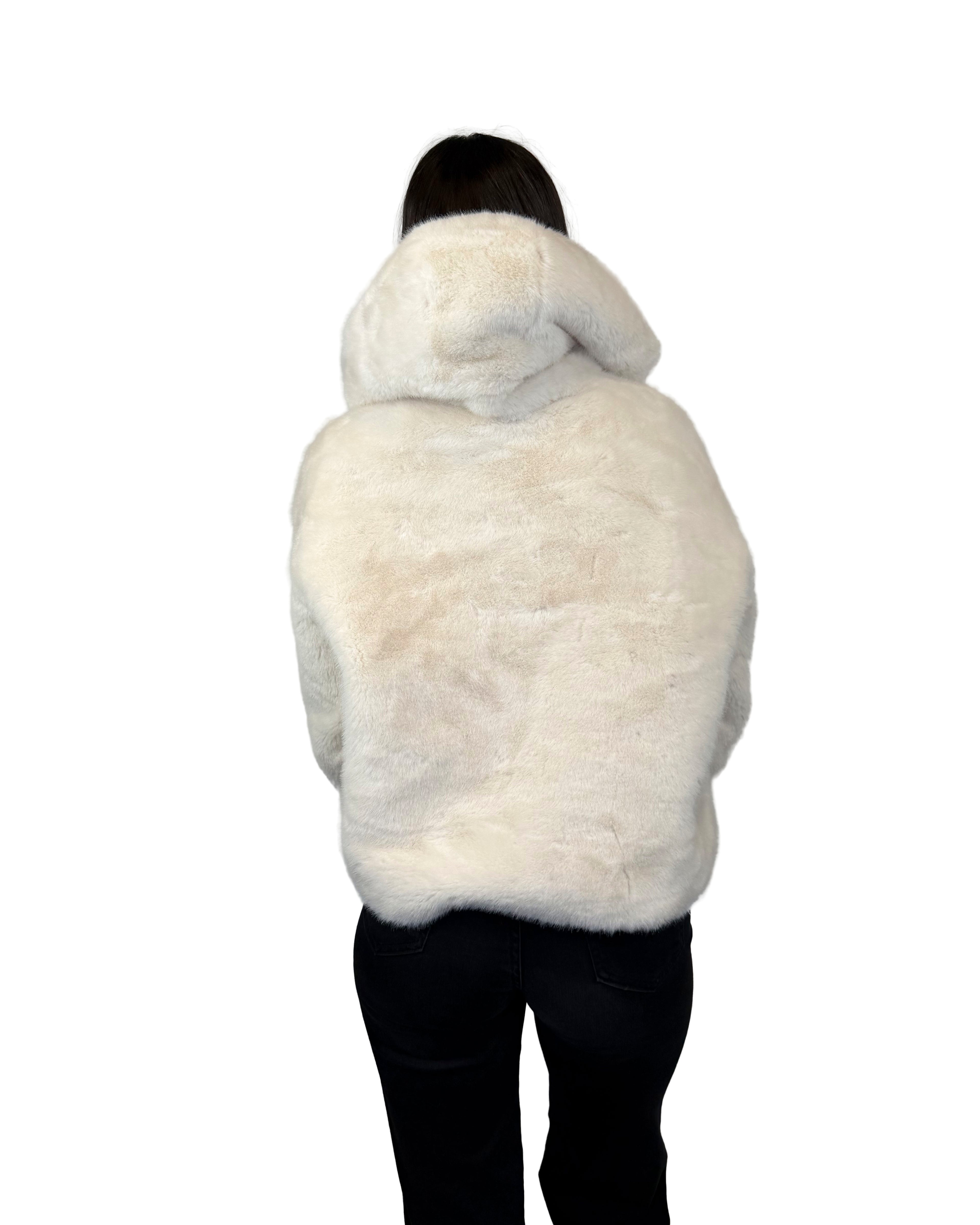 Eco pelliccia con cappuccio - PE2601