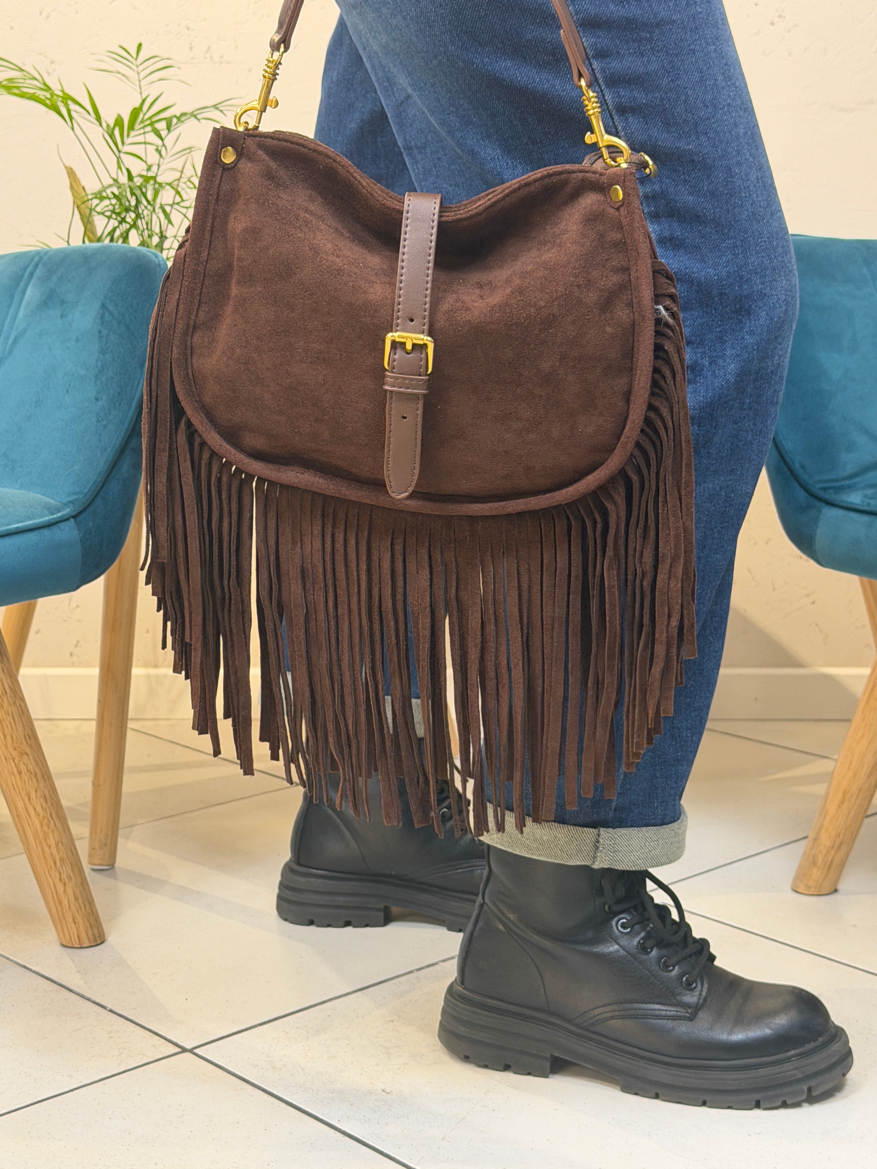 Borsa hobo scamosciata con frange - BS2606